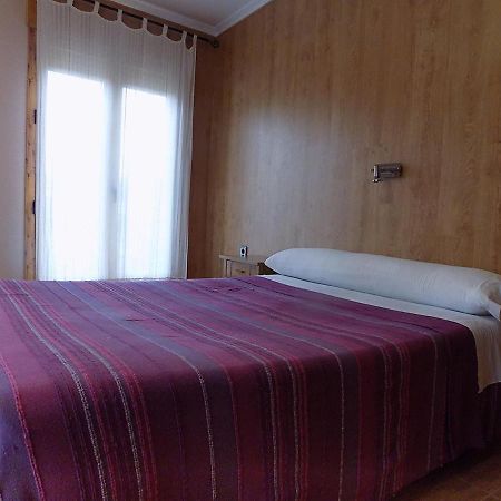 Hostal Los Palancares Фуэнтес Экстерьер фото